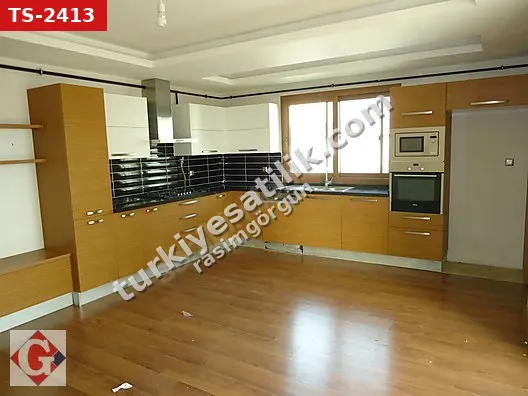 GÖRGÜN'DEN İNCİ EVLERİ'NDE 4+1 200M2 GKD KOMBİLİ BAKIMLI DAİRE