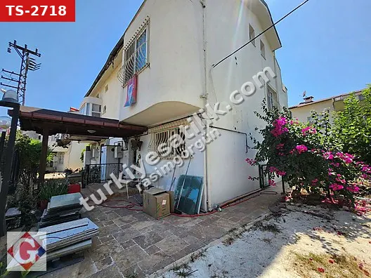 GÖRGÜN'DEN VİLKO SİTESİ'NDE 4+1 250M2 TRİPLEX SATILIK VİLLA