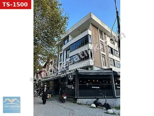 HENDEK ÜNÜVERSİTE CADDESİNDE SATILIK DÜKKAN