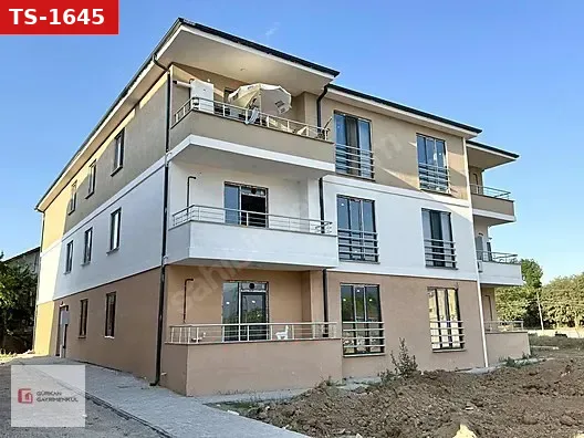 GÜRKAN GAYRİMENKUL YENİ MH. EBV. BANYOLU SATILIK 3+1 DAİRE