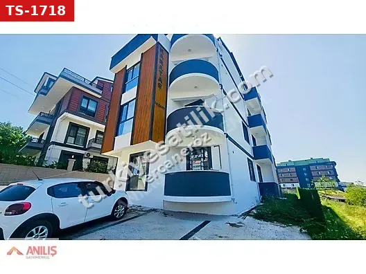 Başiskele Yeşilyurt'ta Kiralık Sıfır 2+1 Yüksek Giriş Daire