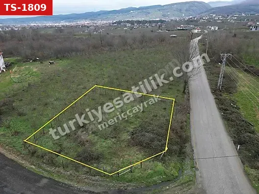 MERİÇ ÇAYRAK'TAN ÇARŞI MERKEZİ YAKIN SATILIK köşe ARSALAR(TAKAS)