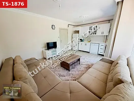İLERİN GAYRİMENKUL' den MERKEZ'DE 1+1 KİRALIK DAİRE