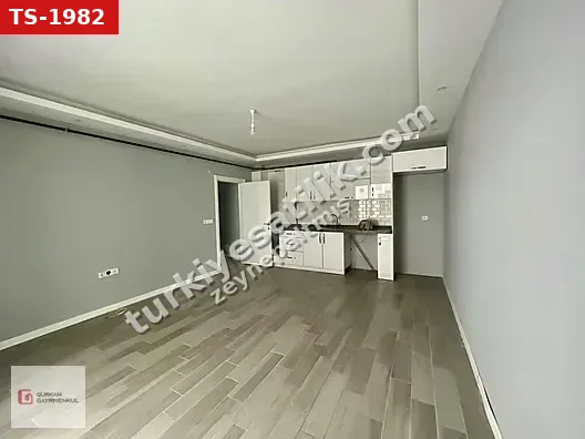 GÜRKAN GAYRİMENKUL ÇARŞI MERKEZİNDE KİRALIK 2+1 DAİRE