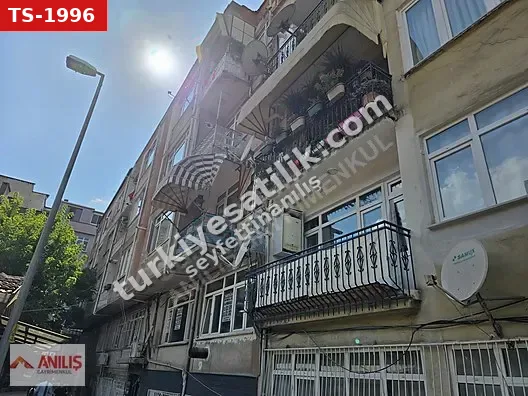 İZMİT MERKEZDE HARİKA KONUMDA SATILIK 2+1 DAİRE